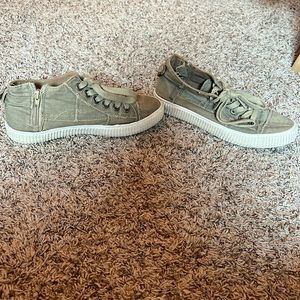 Size-7.5 best for special occasions